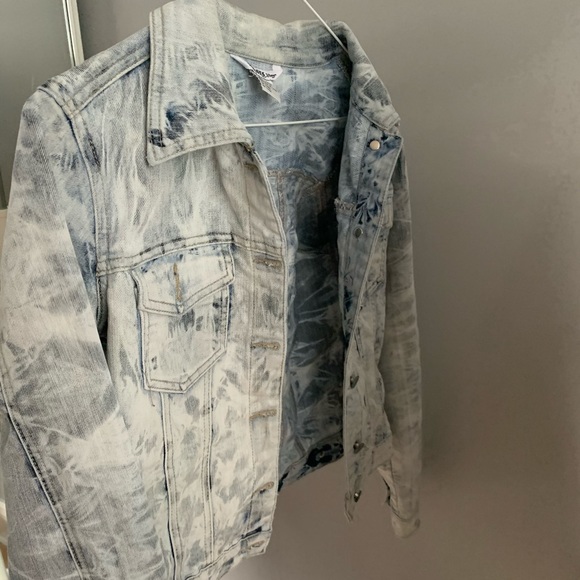 Acidwash Jean-jacket - Picture 2 of 3